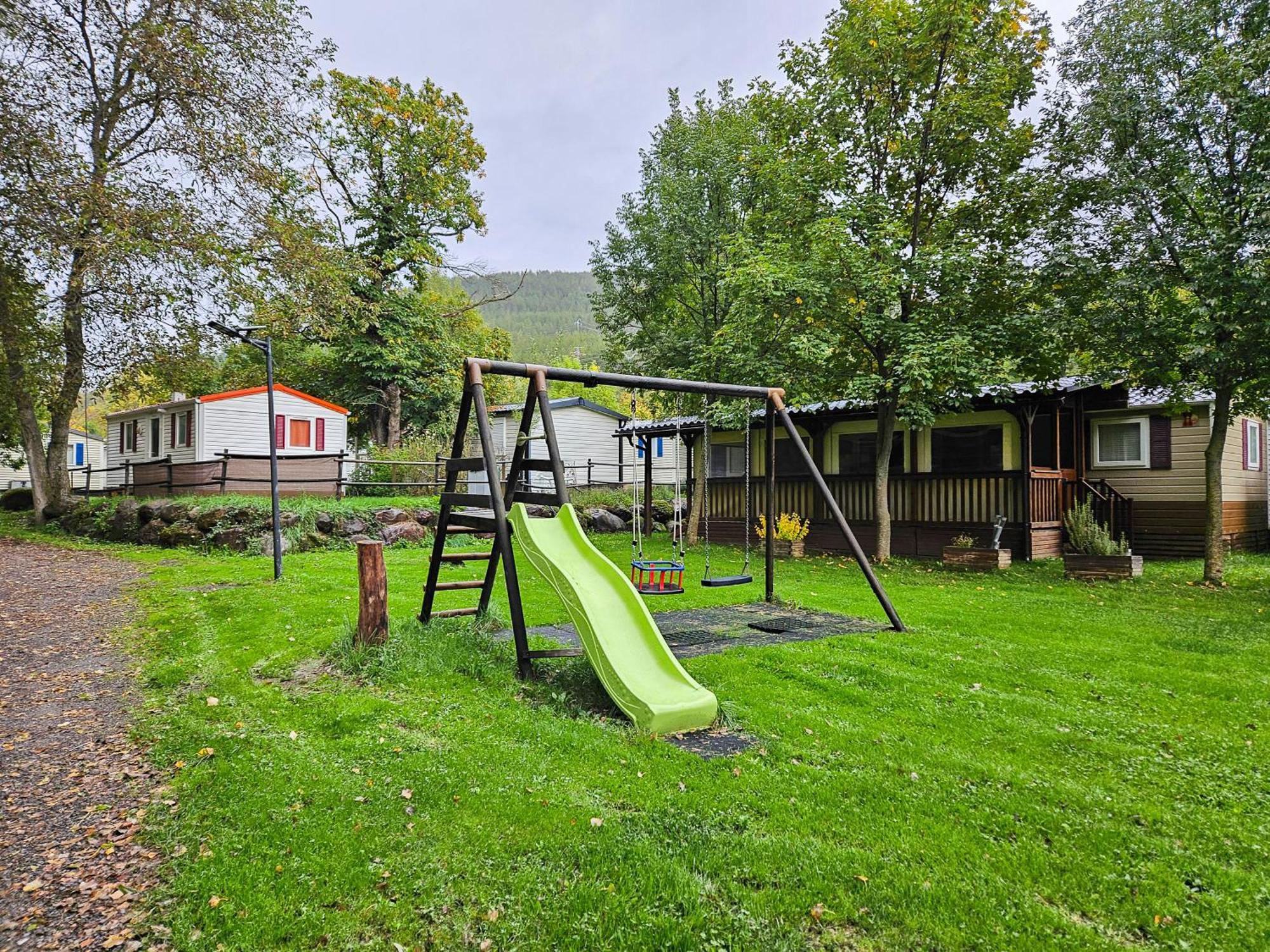 Bungalows Y Cabanas Solopuent Natur Castiello de Jaca Exteriör bild
