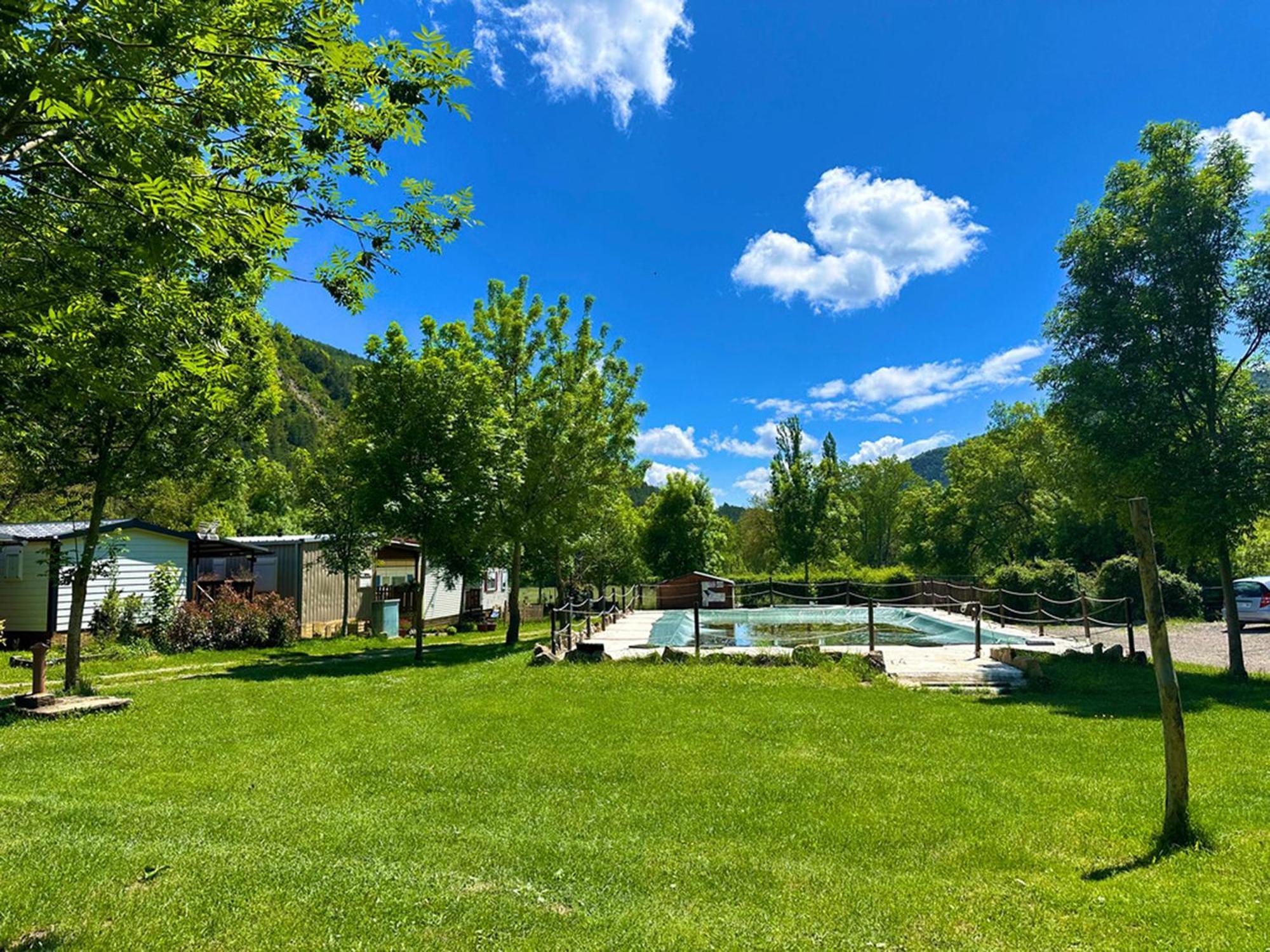 Bungalows Y Cabanas Solopuent Natur Castiello de Jaca Exteriör bild