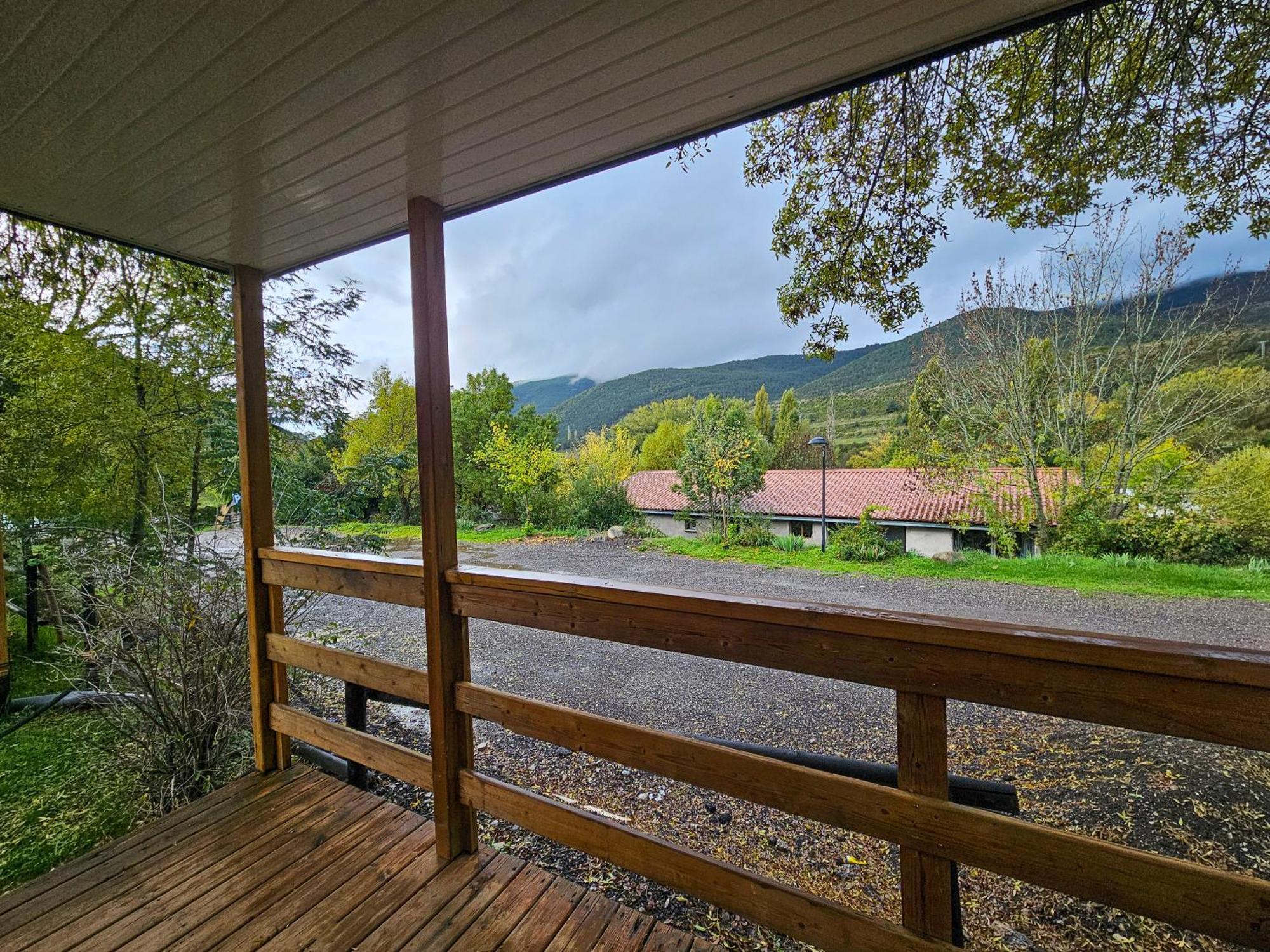 Bungalows Y Cabanas Solopuent Natur Castiello de Jaca Exteriör bild